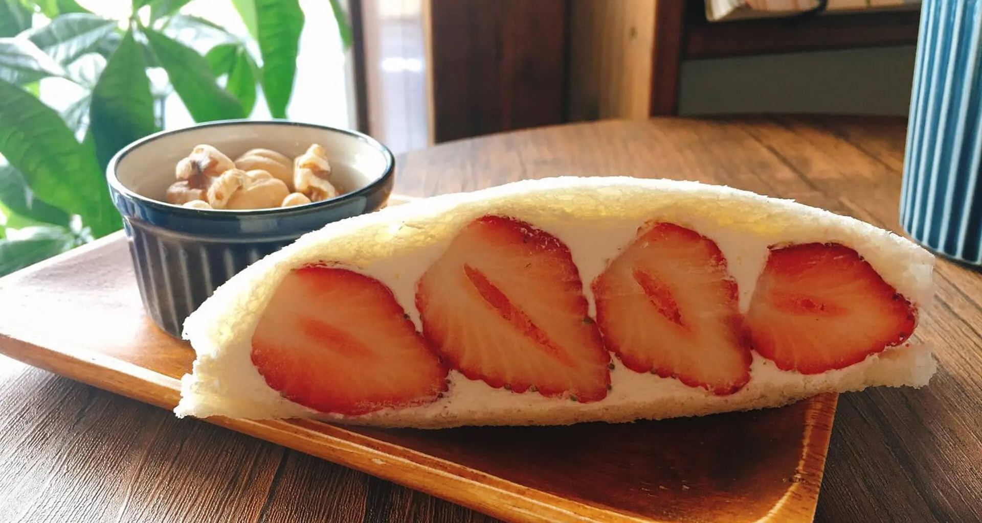 いちごのフルーツサンド